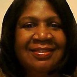 Meet your Posher, Debora